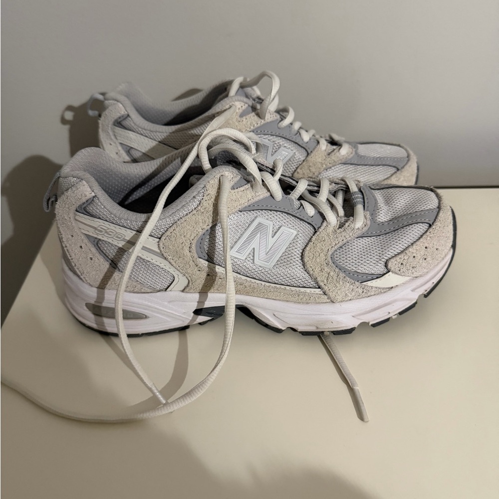 Womens New Balance 530 Sneakers beige / grey size 7
